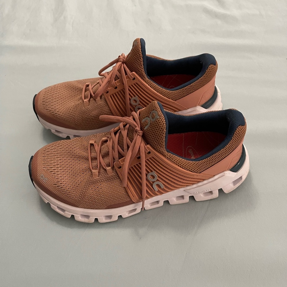 On Cloud Cloudswift Size 8.5